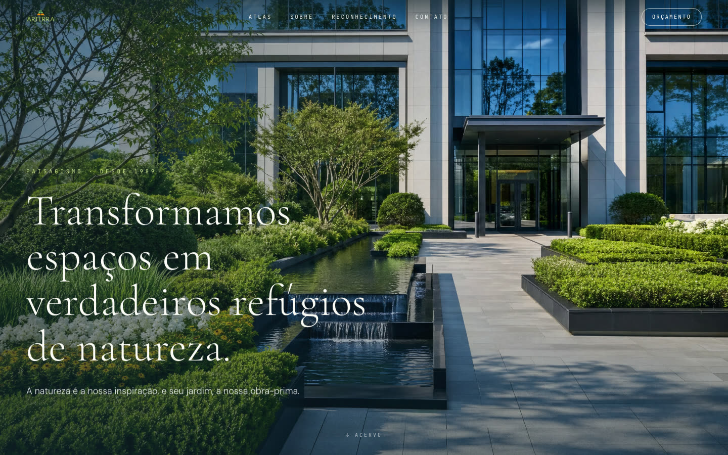 Galeria clara / Atlas à Luz